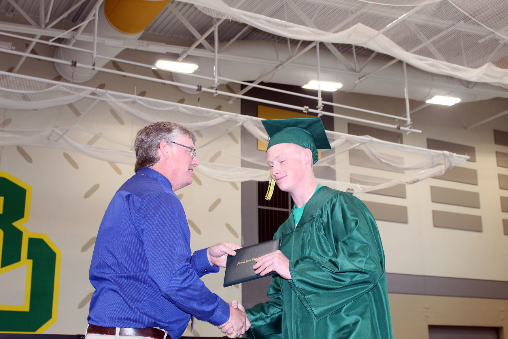 060219-ctzn-news-bd-grad065.jpg
